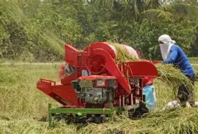 Thresher in Kanpur